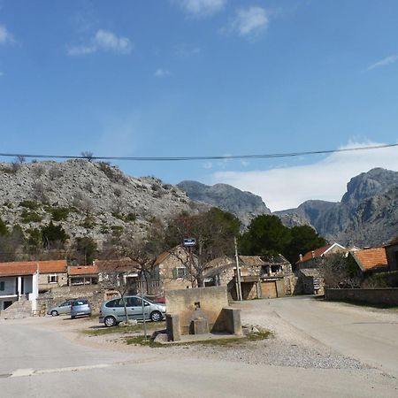Holiday Home Paklenica Стариград-Паклениця Екстер'єр фото
