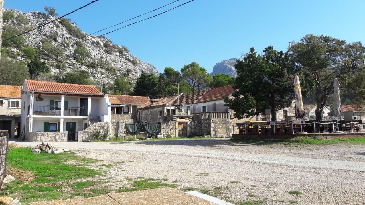 Holiday Home Paklenica Стариград-Паклениця Екстер'єр фото