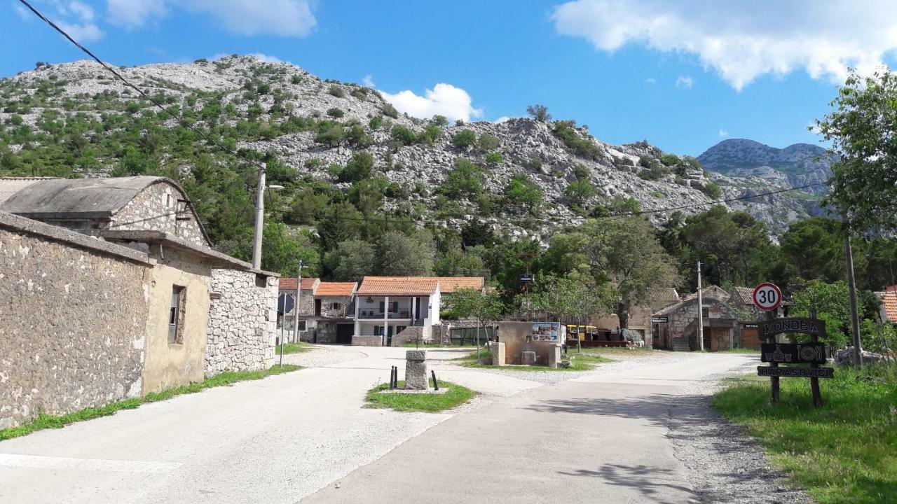 Holiday Home Paklenica Стариград-Паклениця Екстер'єр фото
